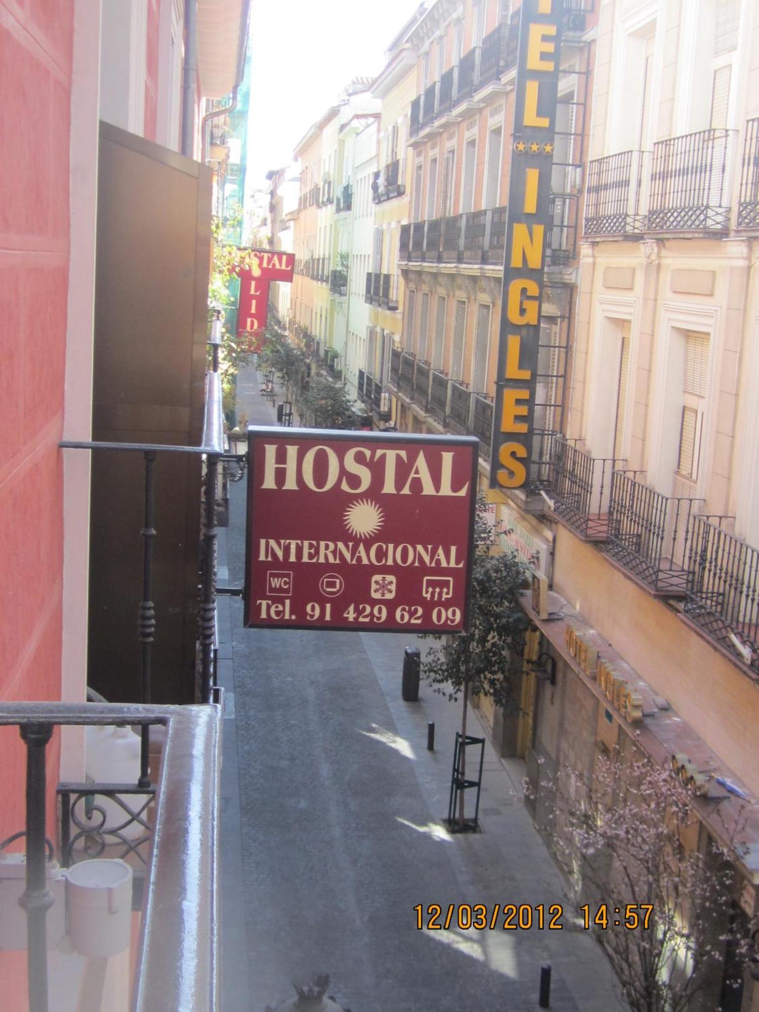 Hostal Internacional Madrid Ngoại thất bức ảnh