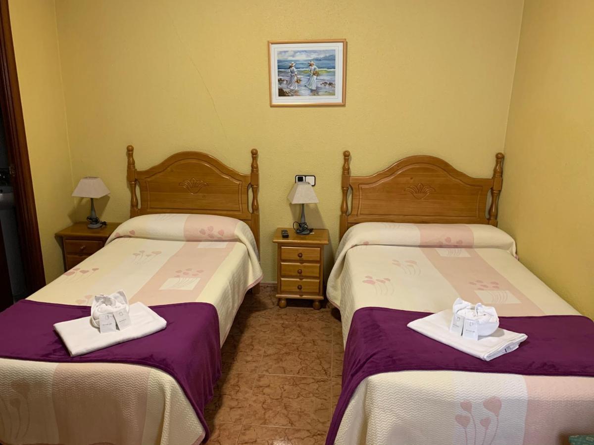 Hostal Internacional Madrid Ngoại thất bức ảnh